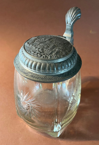 Alter glas bierkrug mit - alter,